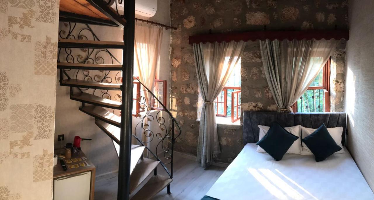 Grand Friends Bed & Breakfast Antalya Exterior foto